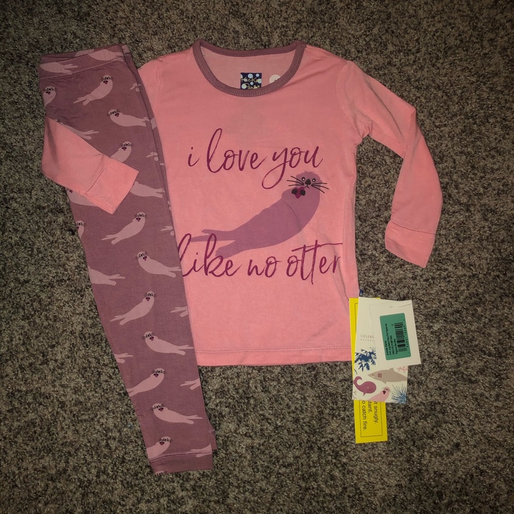 Kickee Pants Oceanography Sea Otter set